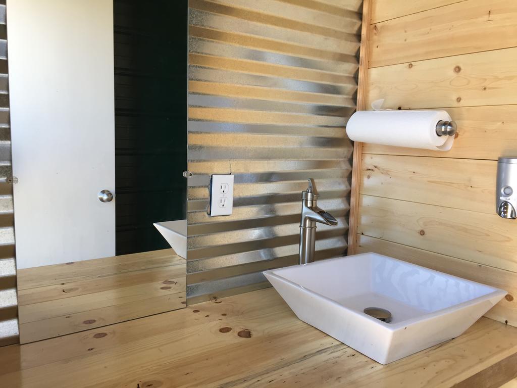 Bluebell Cabin, Glamour Cabin Camping, Stunning Night Sky Monticello Luaran gambar